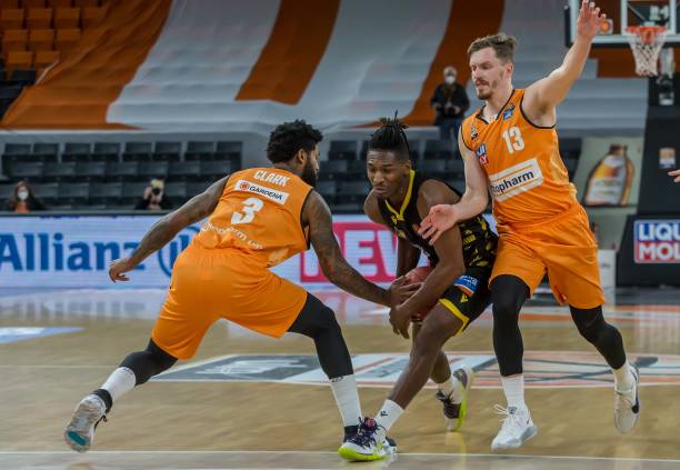 过整体协作 过整体协作