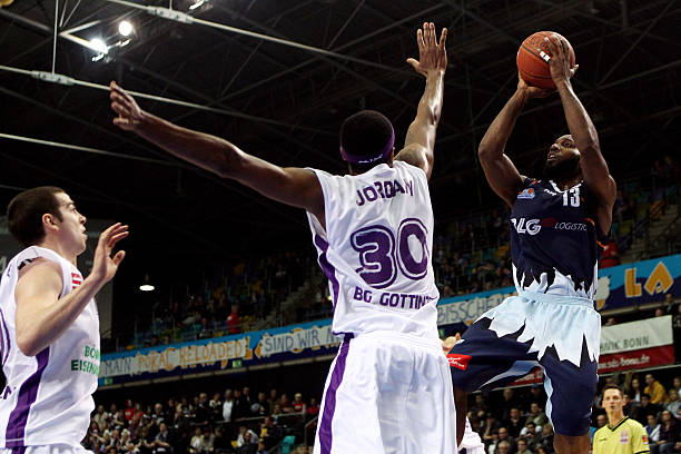 拜仁的防守 拜仁的防守